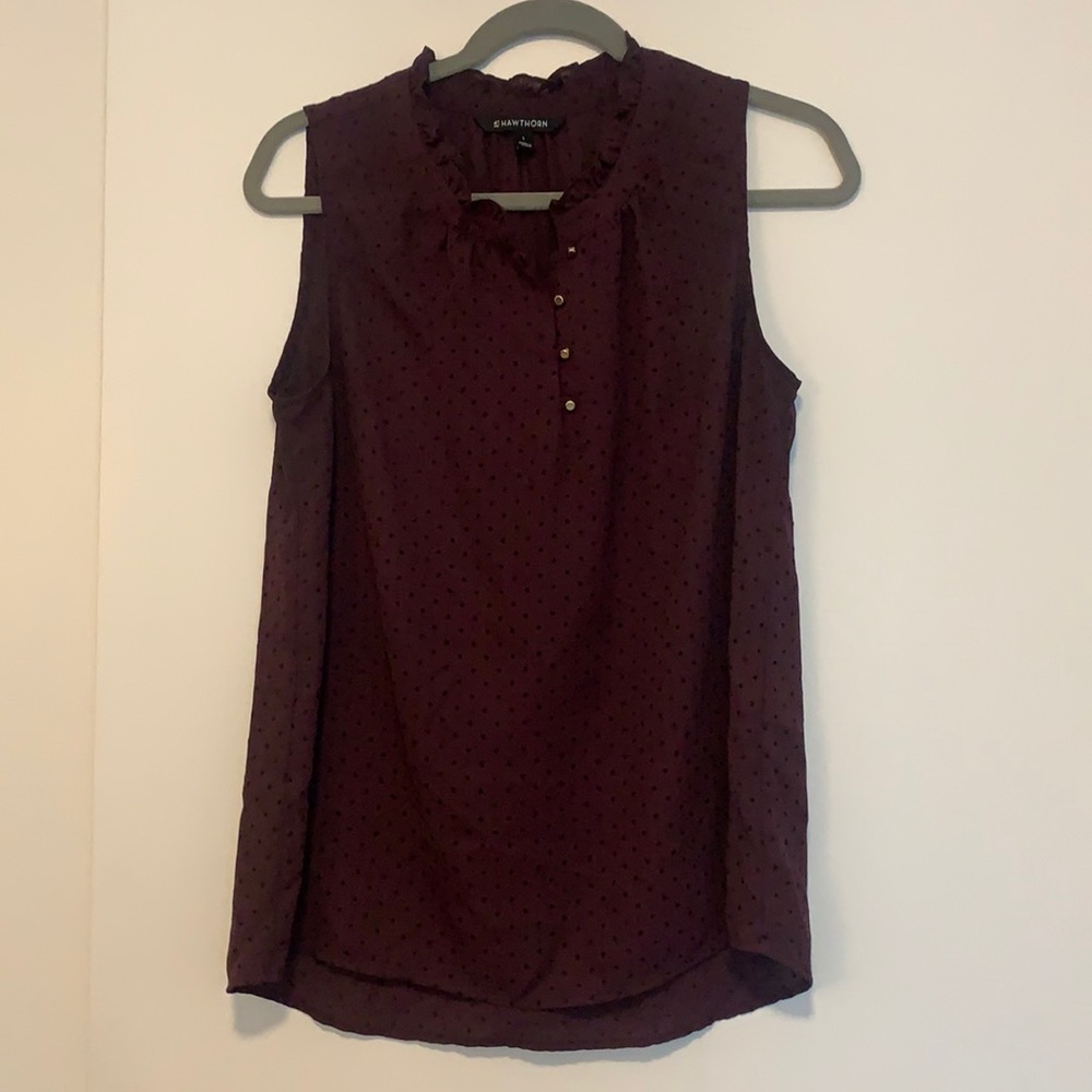 Women’s 41 Hawthorne burgundy tank top with gold buttons and black polka dots